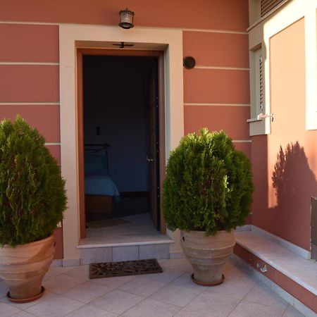 Epavlis Nadine Corfu Vila Gouviá Exterior foto