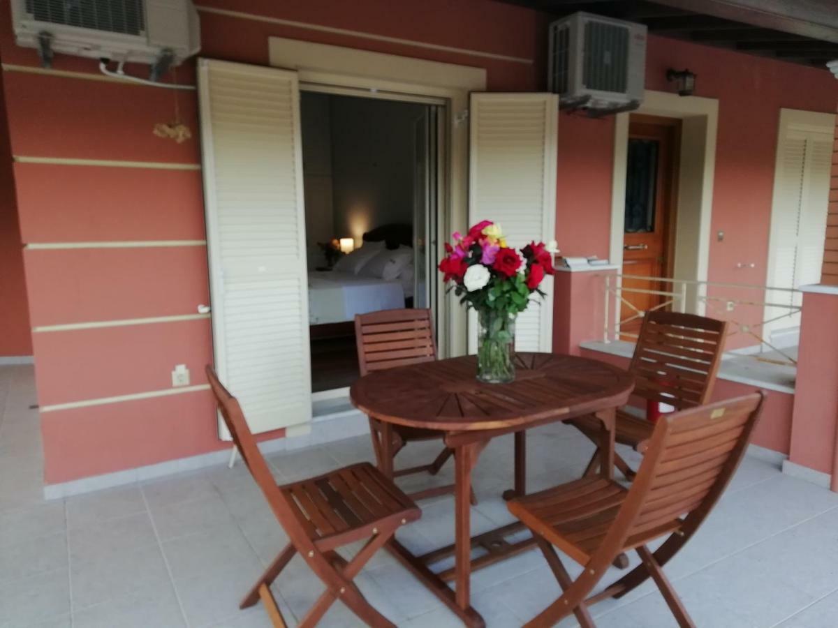 Epavlis Nadine Corfu Vila Gouviá Exterior foto